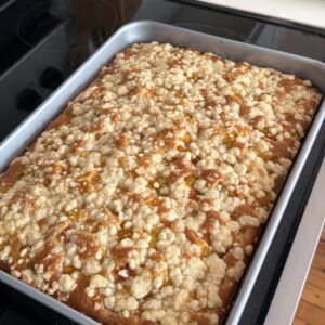 Peach Streusel Cake (Whole Sheet 15x11)